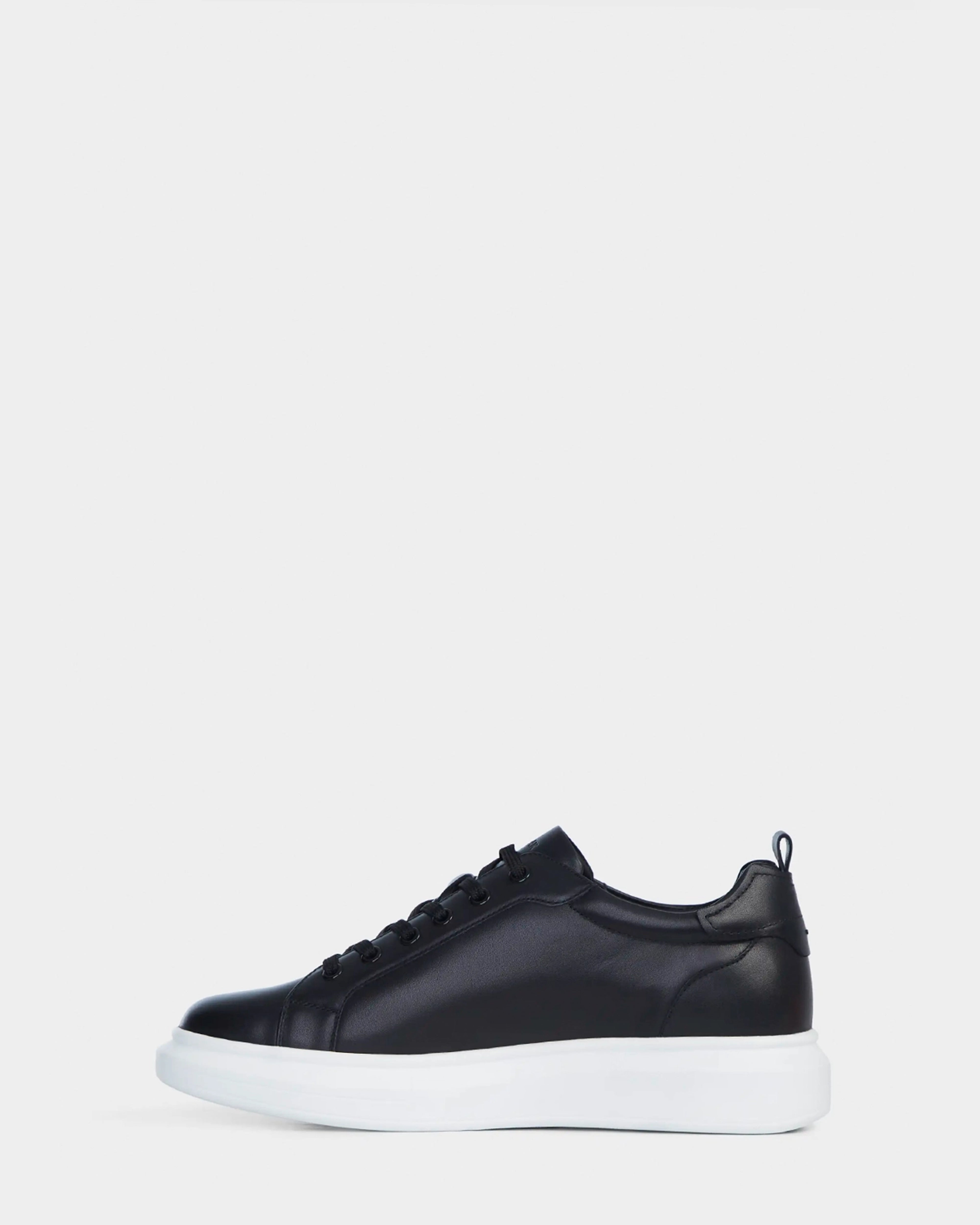 CARLEE - 8224008 Black – Rudsak International