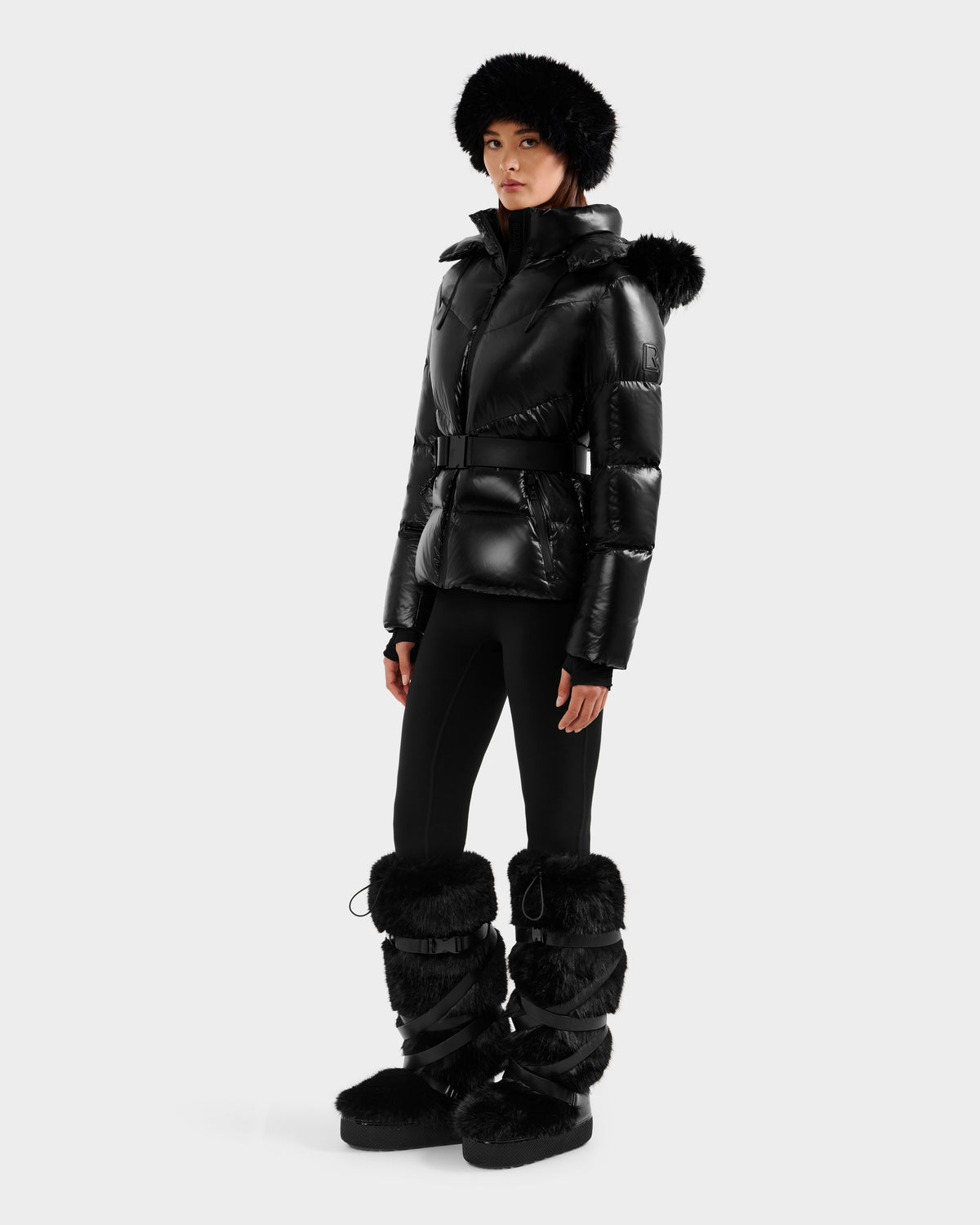 インゲボルグ　ファー付きブラックダウンベスト RUDSAK CHRISTELLE S Women's Down Puffer Jacket | Warmth & Style