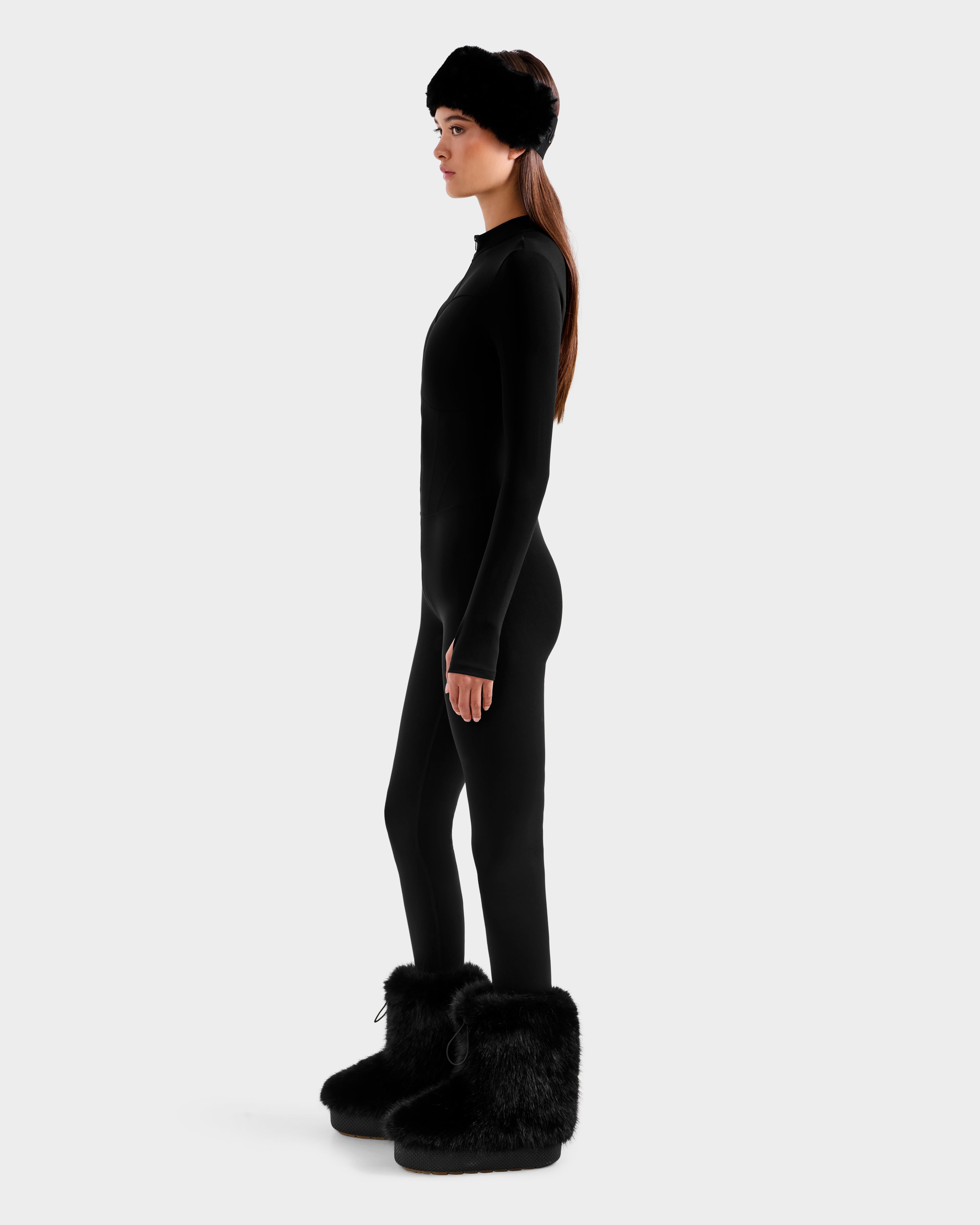 FW25_Ivy_8524599_Black_Women_C