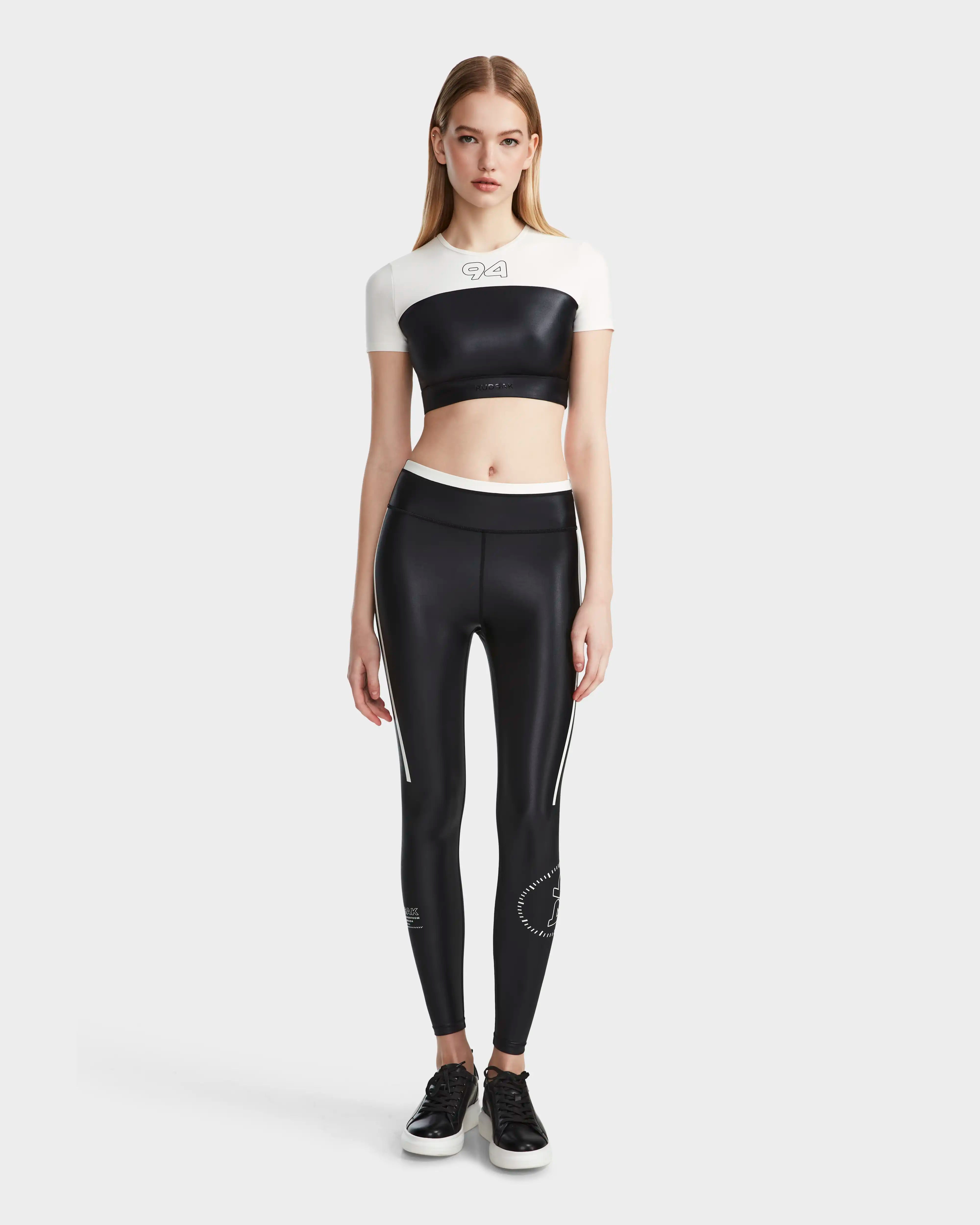 RUDSAK LILIANE Black Performance Crop Top | Stretch & Quick-Dry