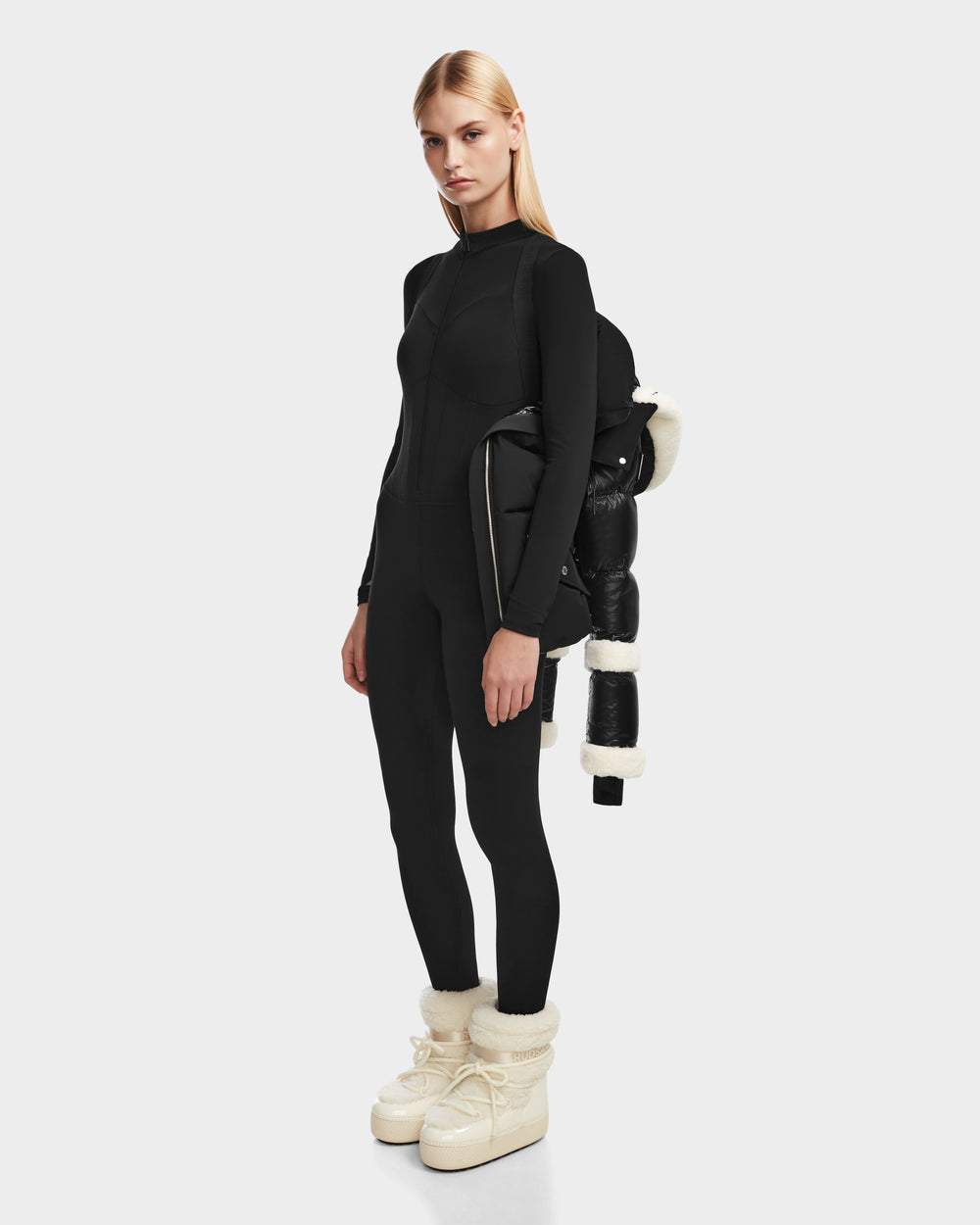 スズランデイジーリン for フォクシー ダウンベスト ベロア　ブラック デイジーリン for フォクシー ダウンベスト ベロア ブラック L DAISY