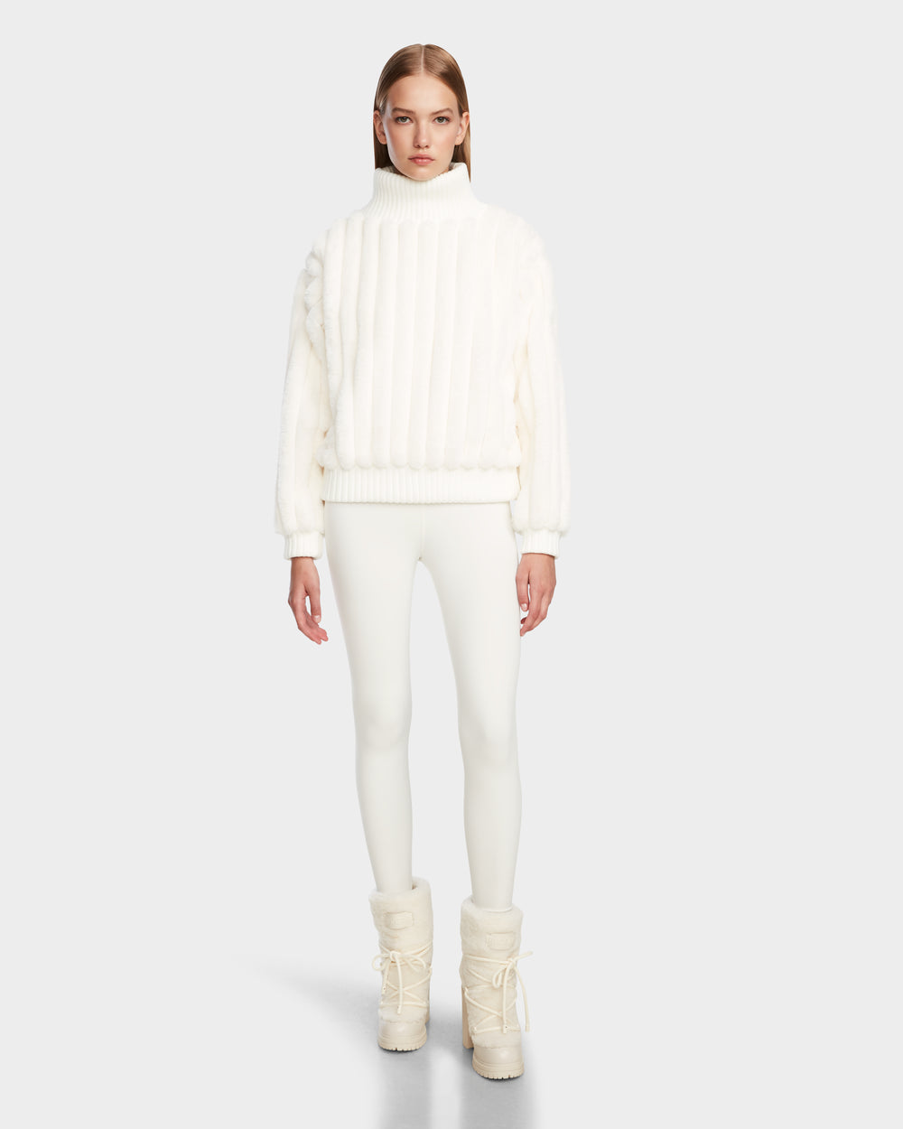 LAYLA RUDSAK Women's Faux Fur Turtleneck: Chic Warmth & Luxury