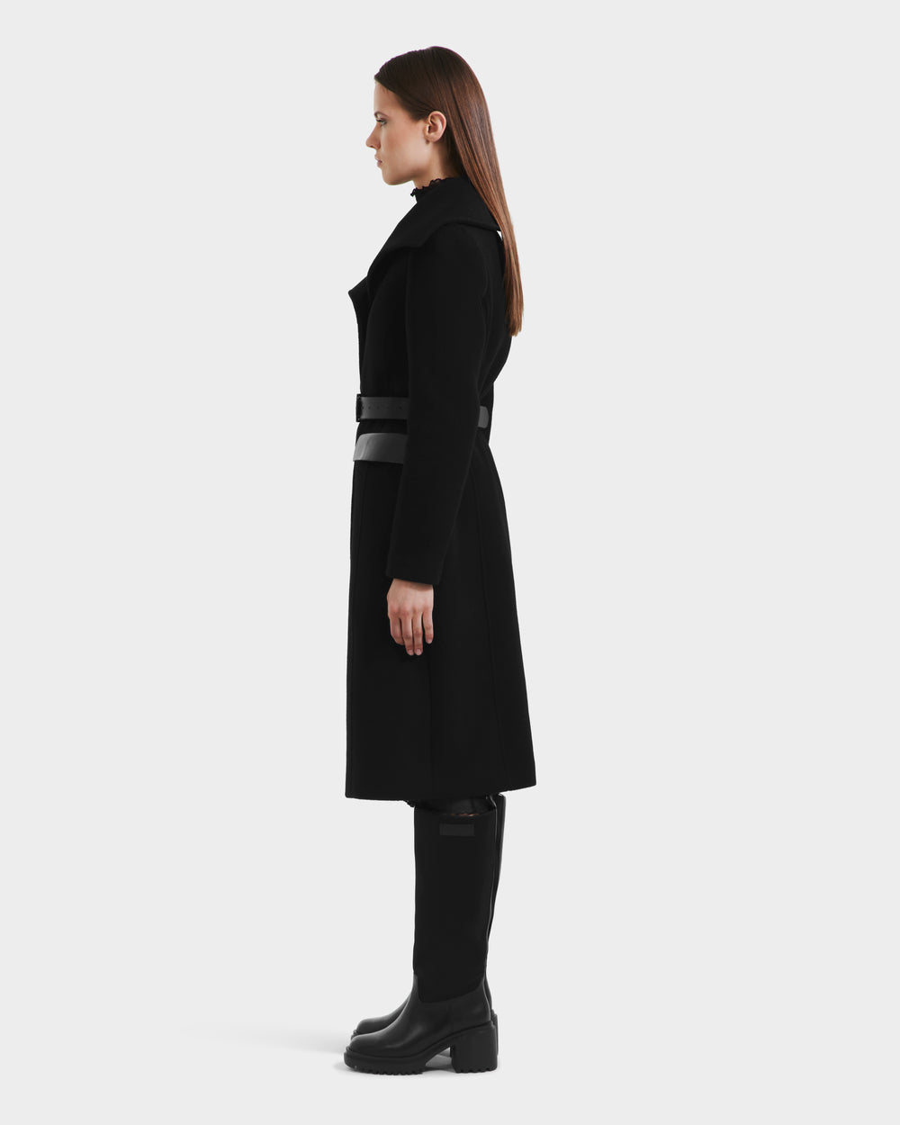 RUDSAK ALICE Women's Timeless Long Fitted Wool Coat - Elegant