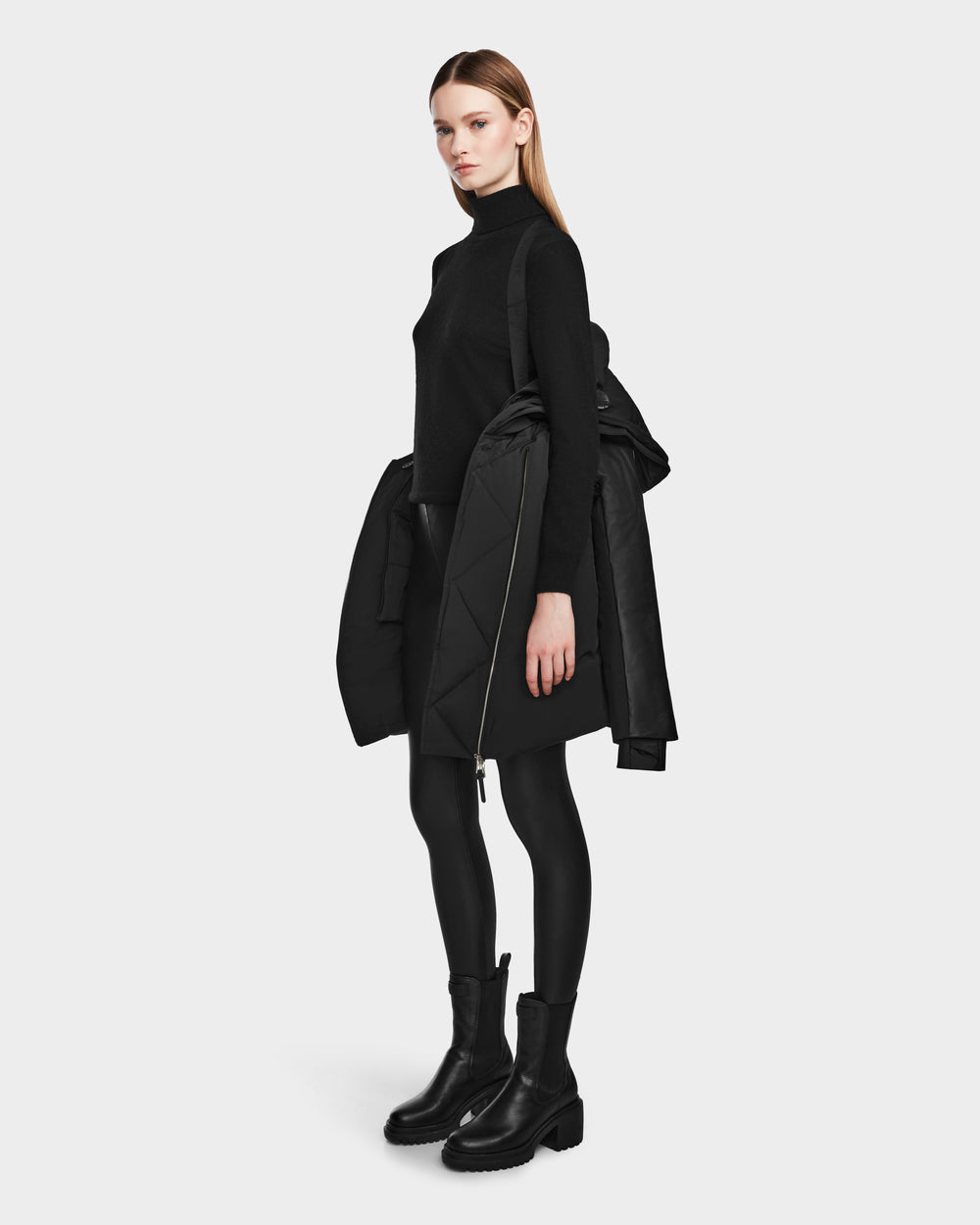 RUDSAK AURELLE Women's Black Down Parka | Chic Winter Warmth RUDSAK AURELLE Women's Black Down Parka | Chic Winter Warmth