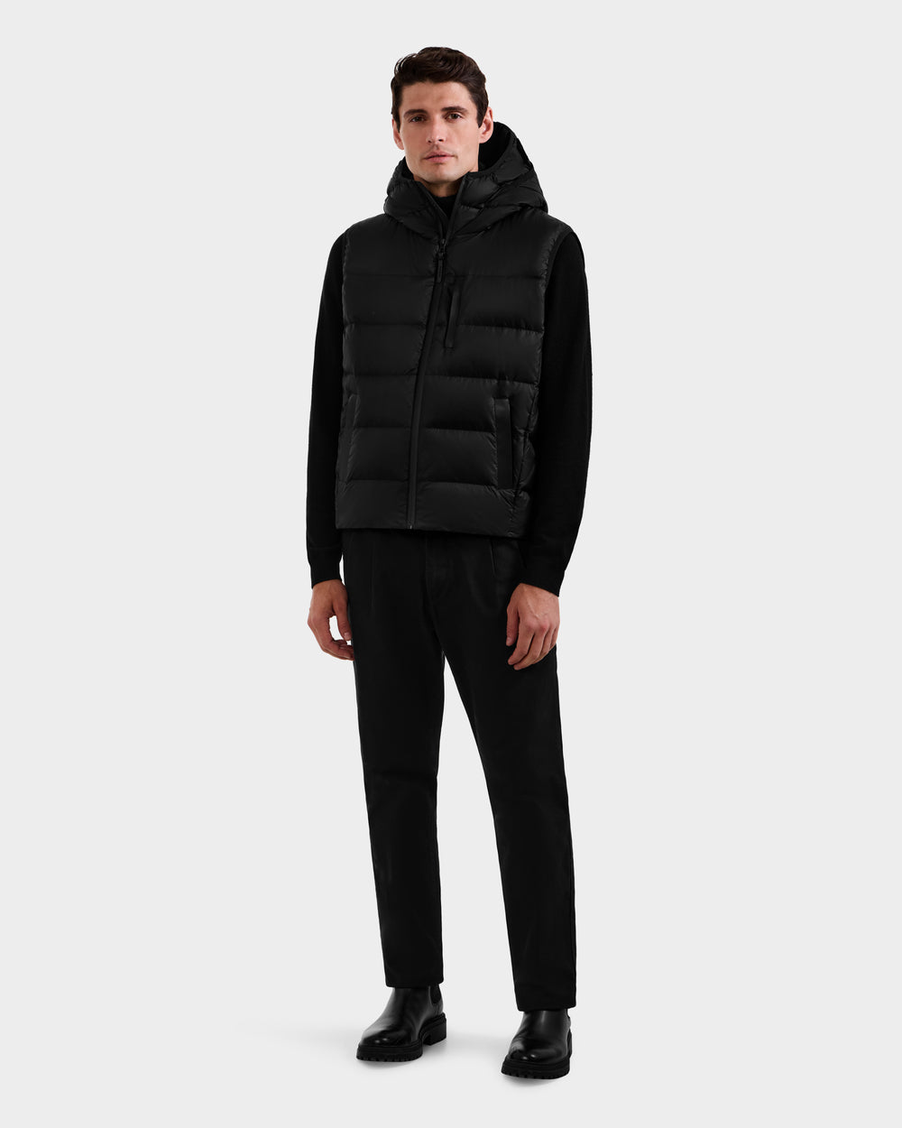 【極美品】TNRCN REVERSIBLE Neighbour – Wax Black Vest Shield Down Down-5 R19 MAN-TLE M BLACK VEST DOWN メンズウェア