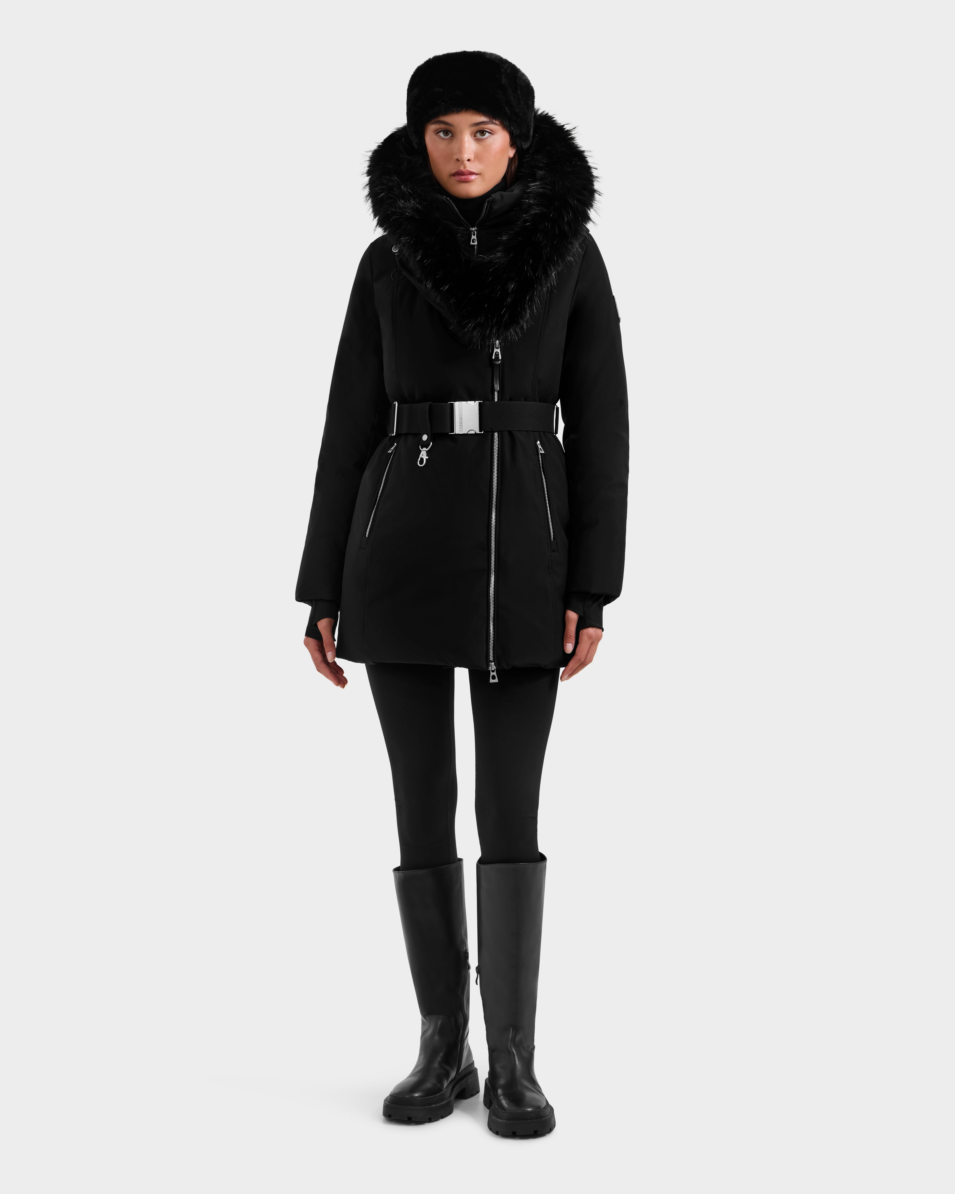 FW25_Iselle_L125547_Black_Wome