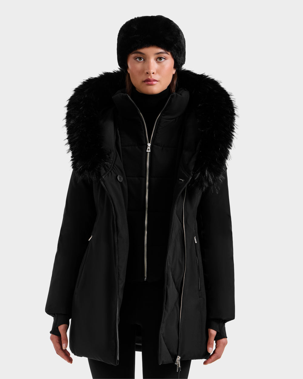 ISELLE Black L125547 Outerwear - Shop Our Latest Promotion