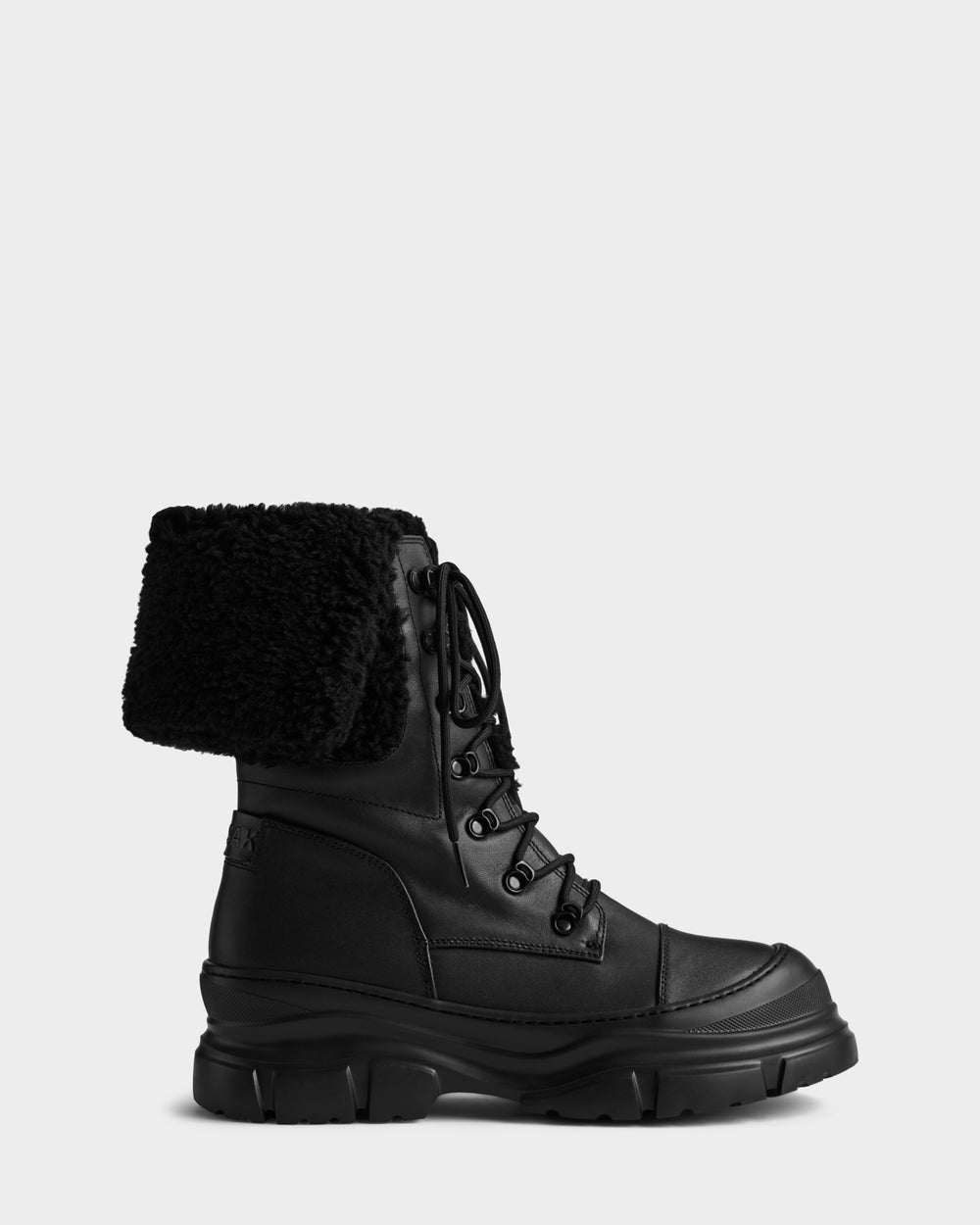 RUDSAK MODENA Black Leather Winter Boots Cozy Style Grip