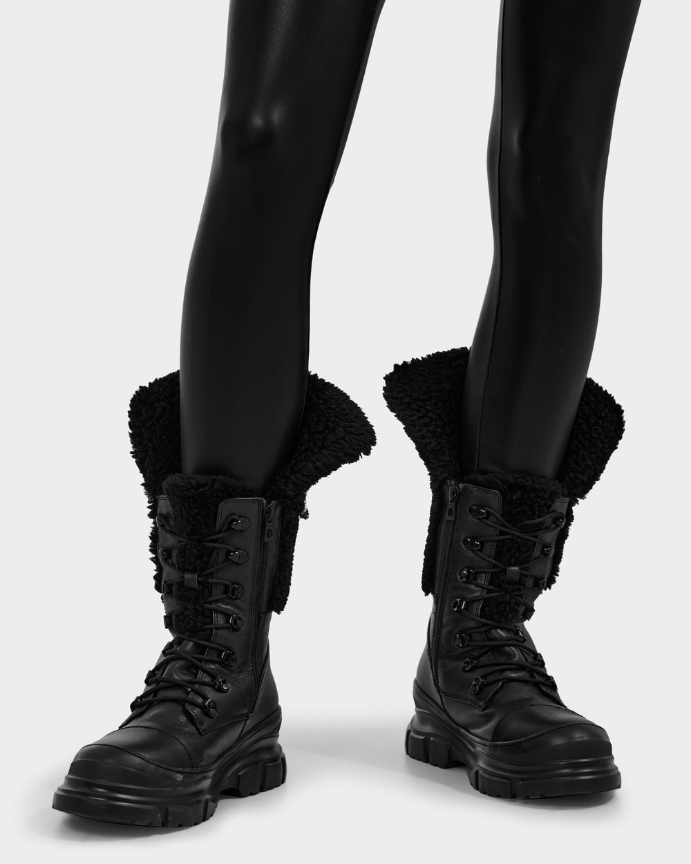 RUDSAK MODENA Black Leather Winter Boots | Cozy Style & Grip