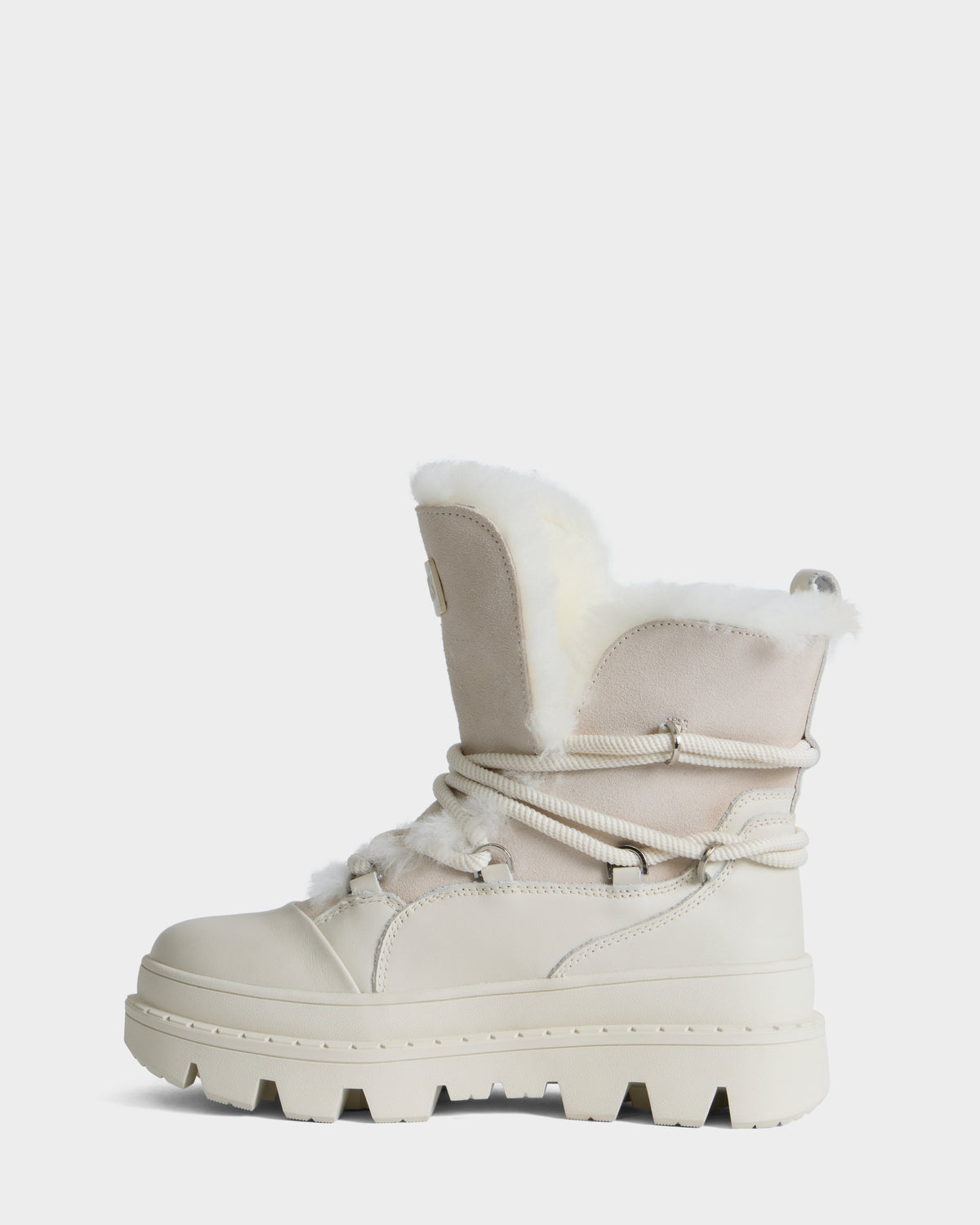 Rudsak OMBRE - 8226513 Vanilla off-white winter boot with a thick lug sole, shearling lining, and wraparound rope laces.