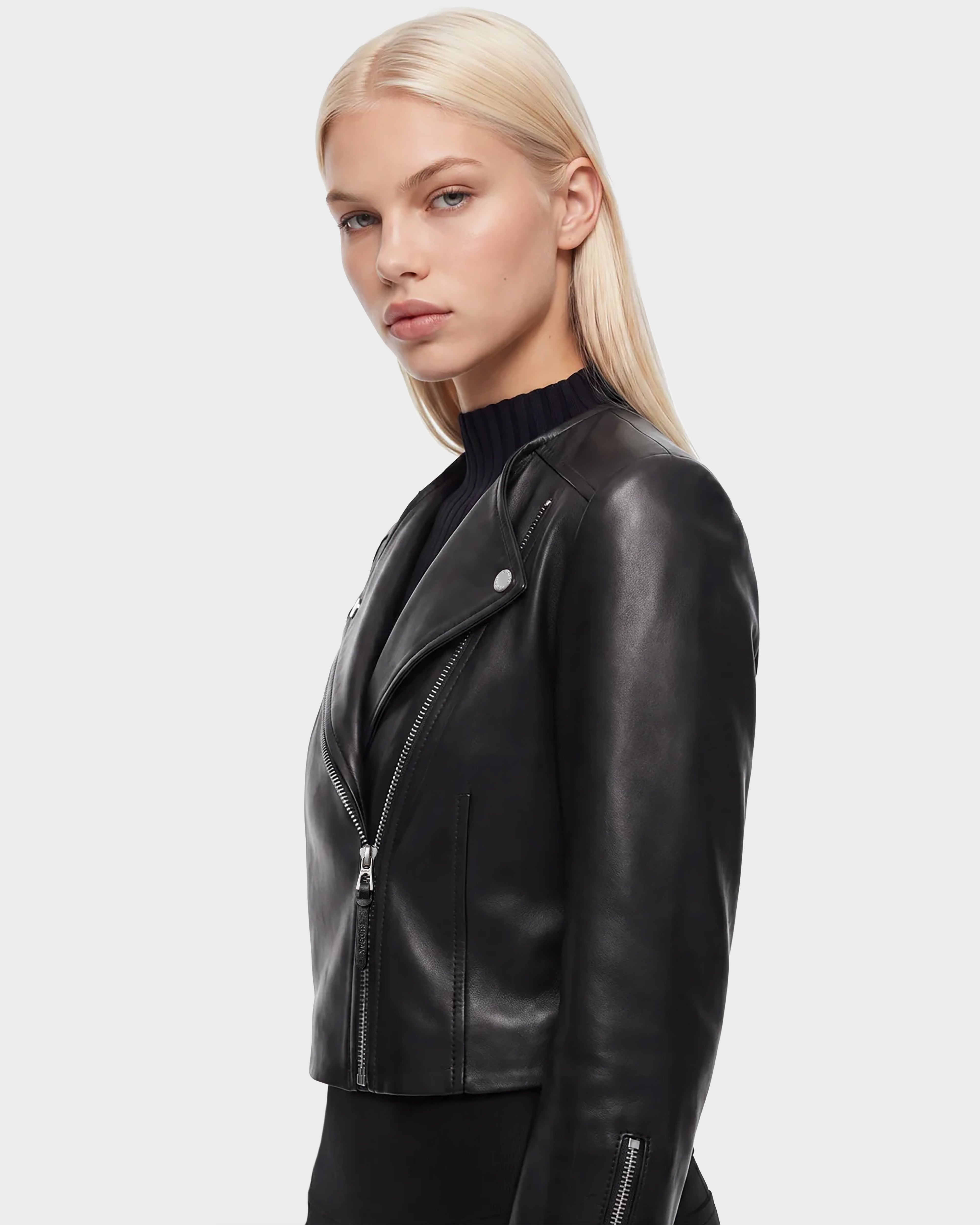 WINNI - 8124053 Black – Rudsak International