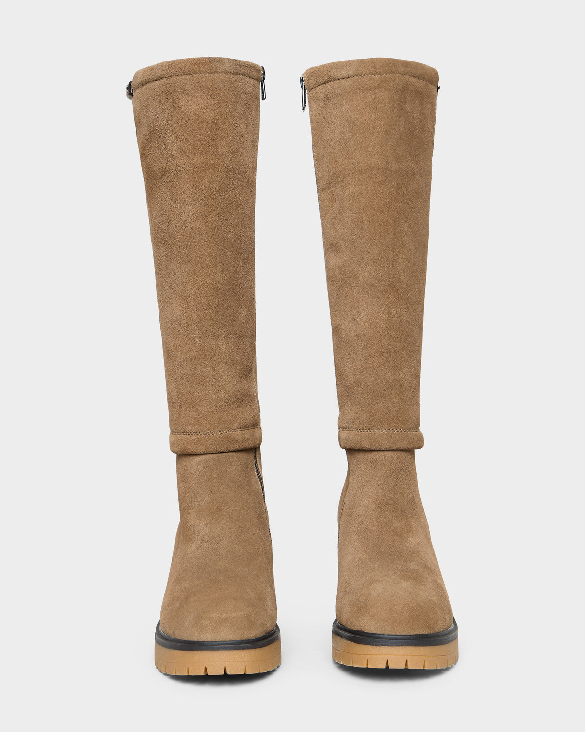 Rudsak STEPRA - 8226524 Camel knee-high boots in camel-colored suede with side zippers and chunky lug soles.