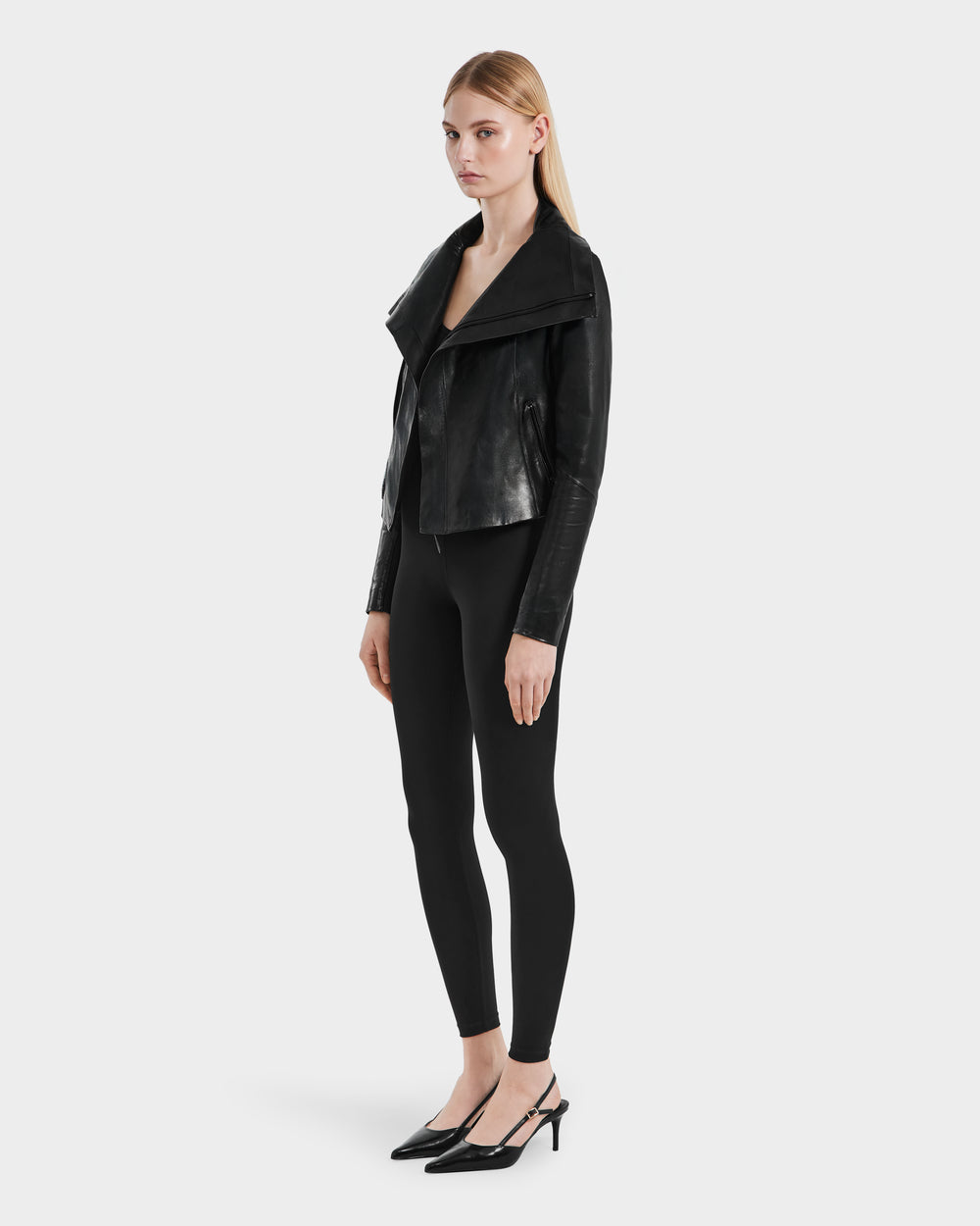 AVRIL - 8124561 Black – Rudsak International
