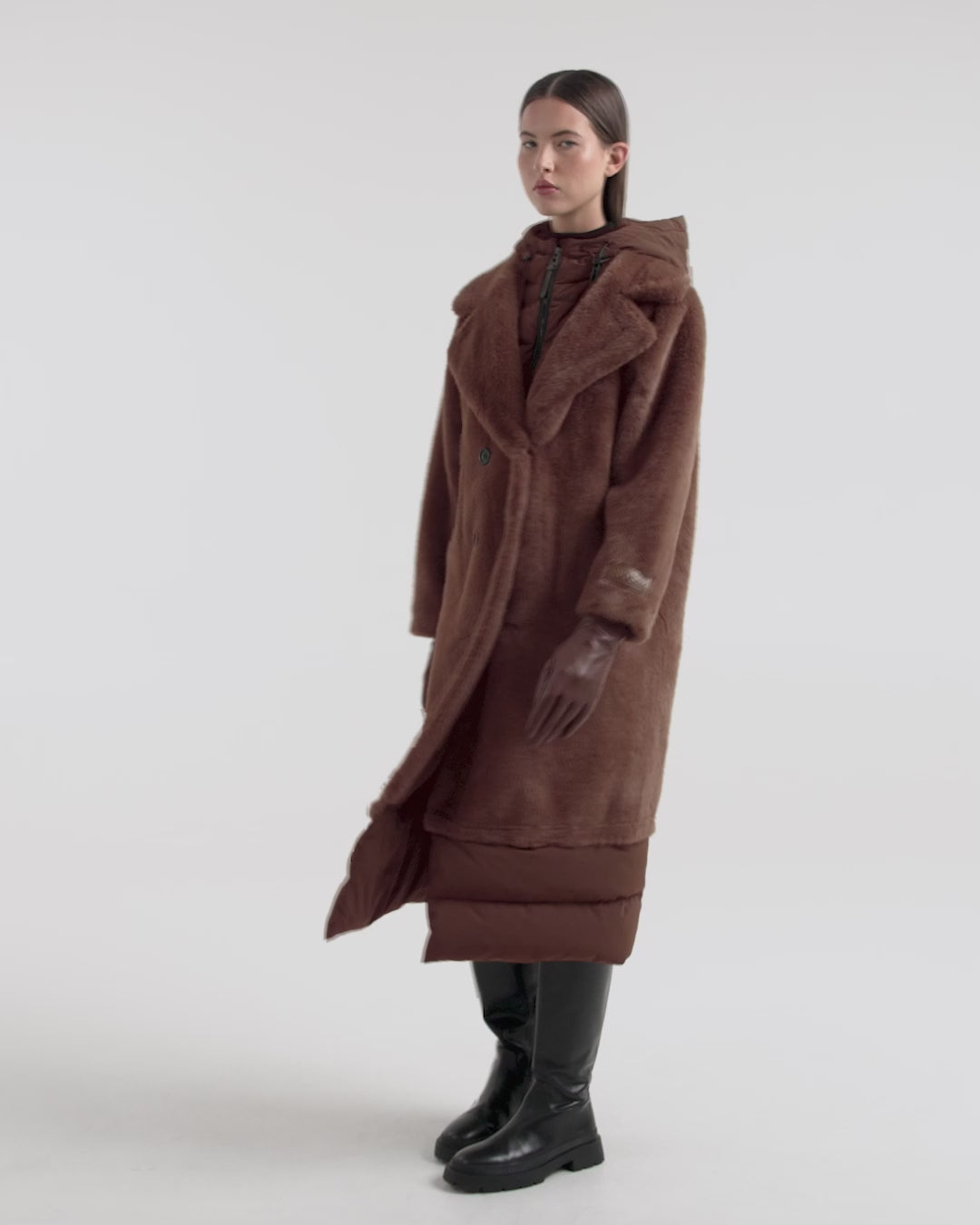 RUDSAK SIENA Women's Faux Fur Coat - Luxurious, Warm & Versatile