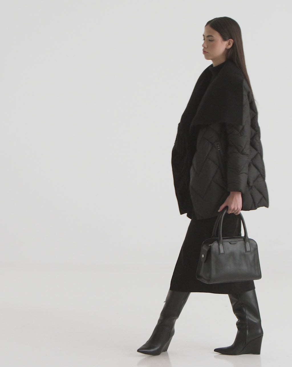 ANNE MARIE - 8124713 Black