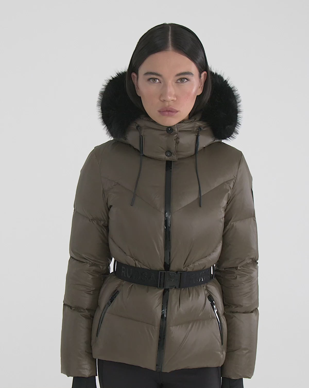 TCSS×HONEY　コラボ　タッパー　レディース　クリティカルスライド CHRISTELLE S - L123524 Light Olive – Rudsak International